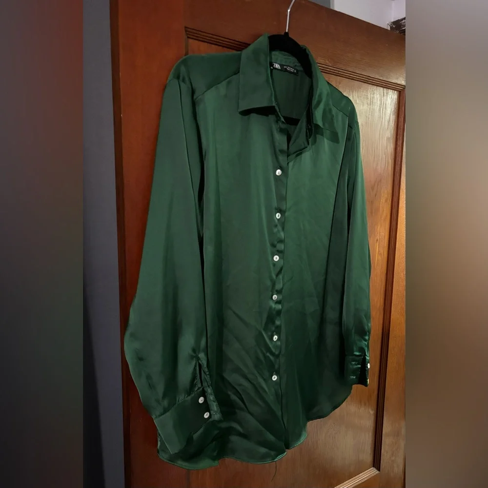 Zara Button Up - Picture 2 of 6